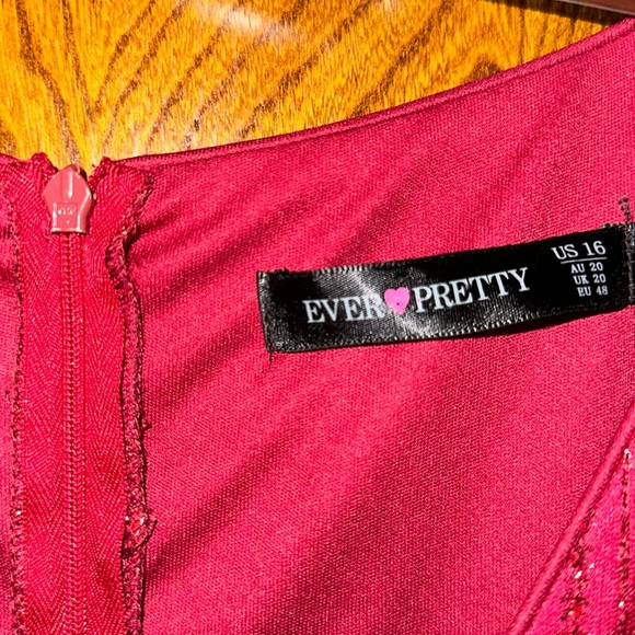 NWT Burgundy Deep V Neck Shiny Fishtail Evening Dress with Flutter Sleeves - Picture 9 of 13